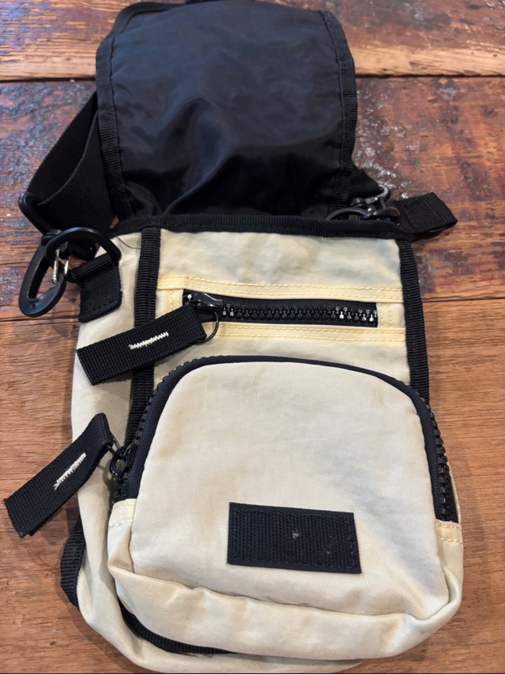 Y2K Diesel Messenger Bag - Picture 3 of 8